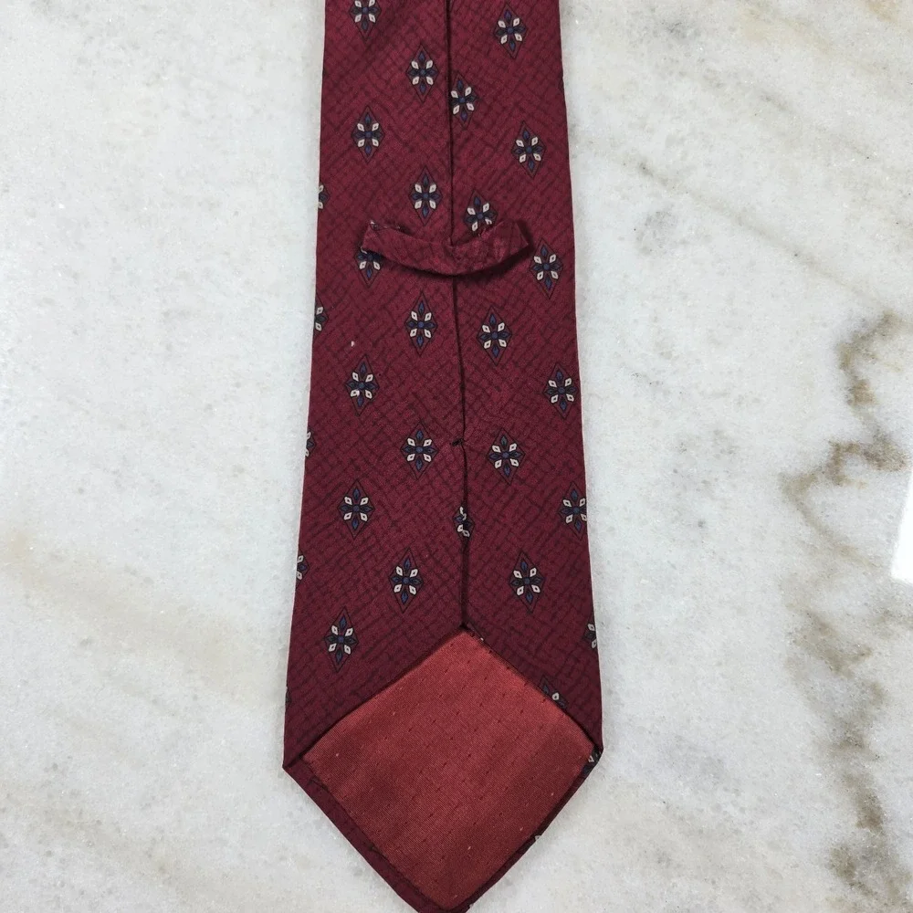 Italian Silk Tie Burgundy Diamond Floral Medallion Foulard Retro Dark Academia